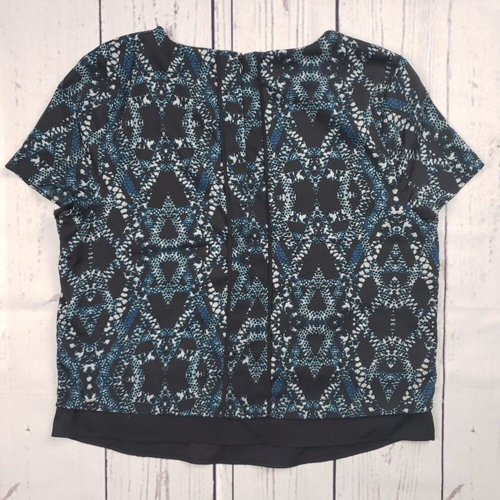 Banana Republic Black & Blue Snake Print Layered Blouse Women's Size Small - Picture 6 of 8